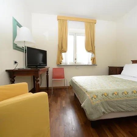 Ξενοδοχείο Bijou 3*