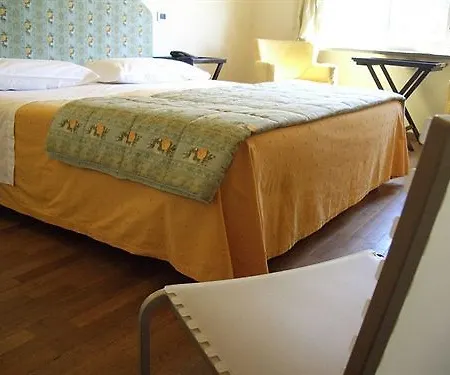 Hotel Bijou